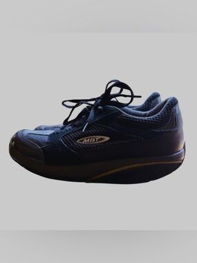 MBT Women’s Rocker Bottom Walking Shoes Sneakers Black SIZE 8.5